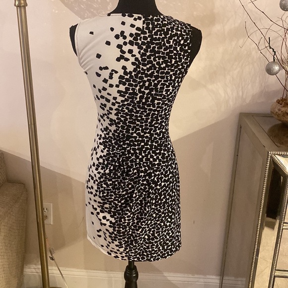 𝅺BCBGMAXAZRIA dress size XXS - Picture 6 of 9